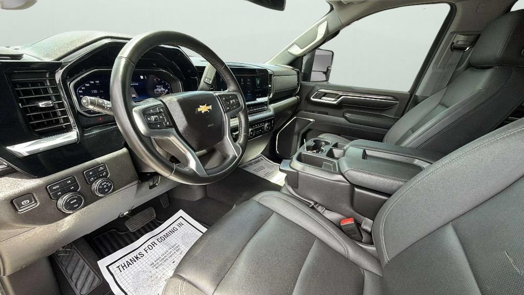 Used 2024 Chevrolet Silverado 2500 LTZ AWD/4WD image 18