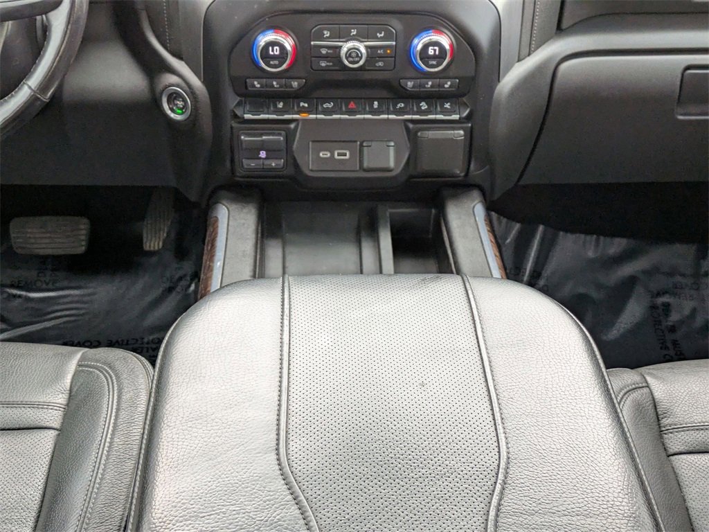Used 2023 GMC Sierra 3500 Denali w/ Denali Ultimate Package image 19