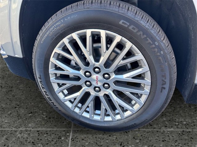 Used 2025 GMC Acadia Denali image 14