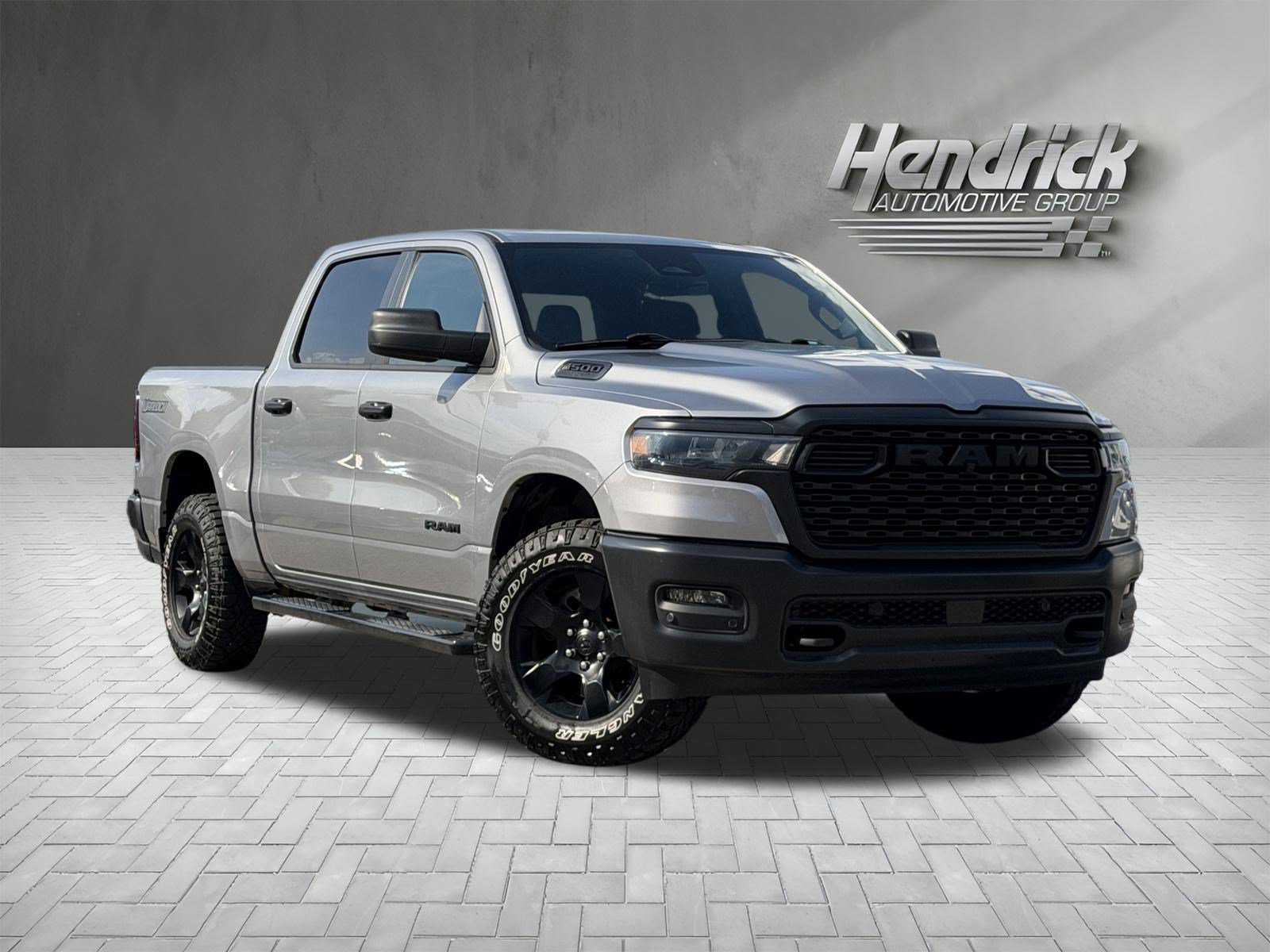 Used 2025 RAM 1500 Warlock AWD/4WD image 2