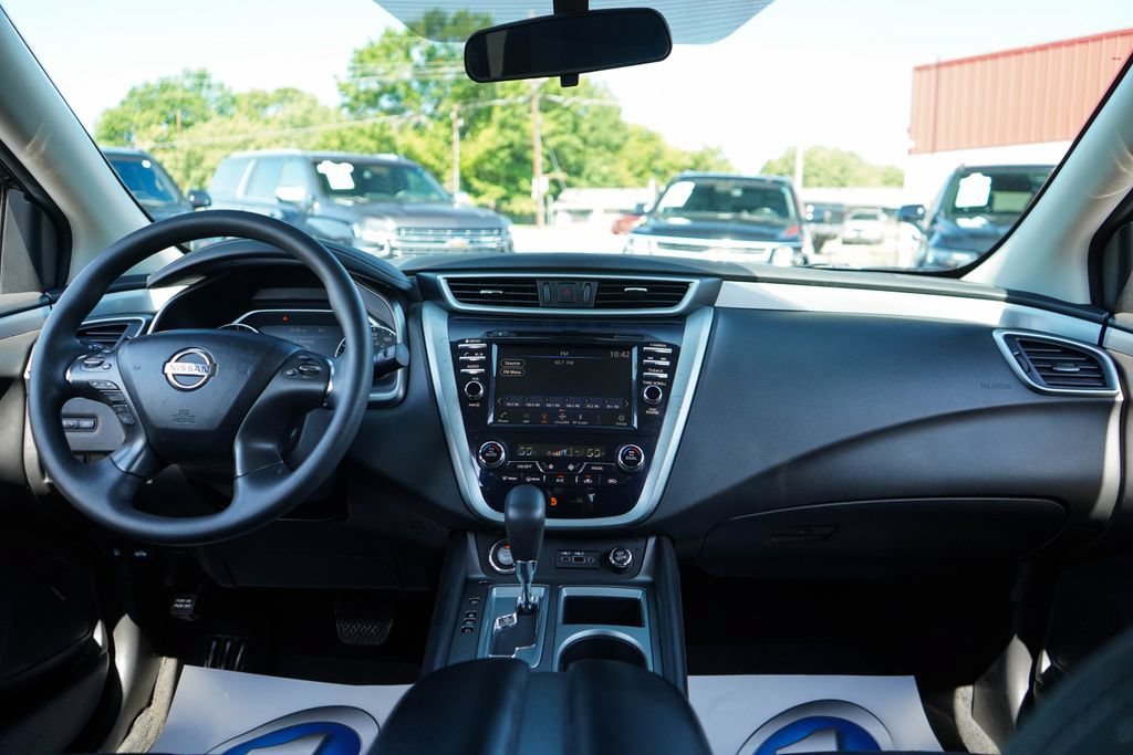 Used 2019 Nissan Murano S AWD/4WD image 9