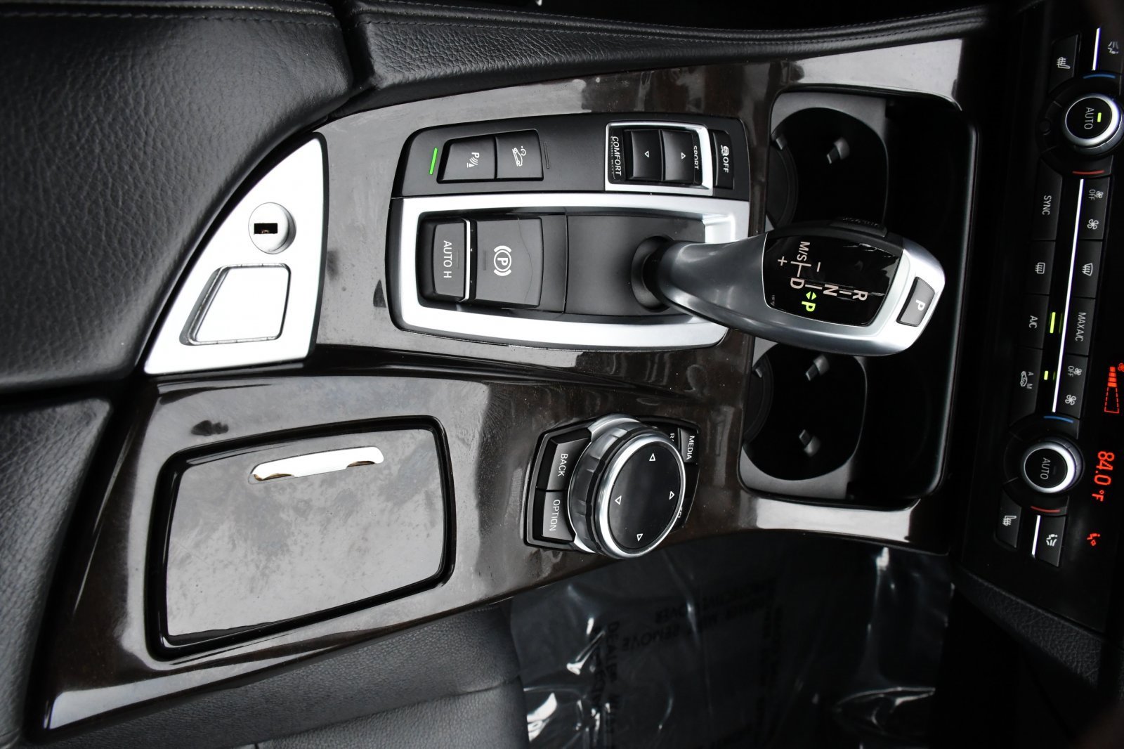 Used 2014 BMW 528i xDrive Sedan image 15