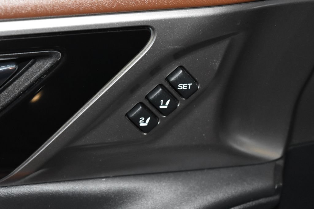 Used 2022 Subaru Outback Touring XT AWD/4WD image 5