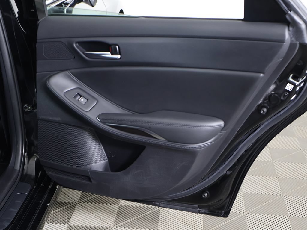 Used 2019 Toyota Avalon XLE w/ Moonroof Package FWD image 26