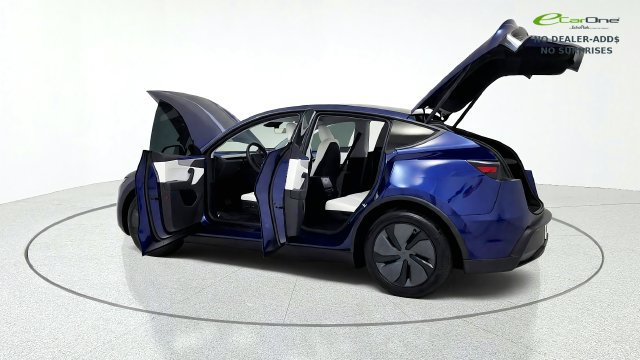 Used 2026 Tesla Model Y AWD image 16