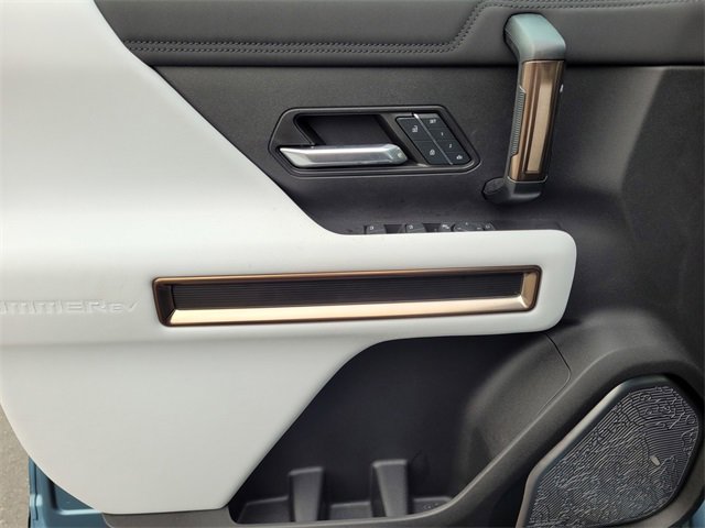 Used 2024 GMC Hummer EV 3X w/ Omega Edition image 18