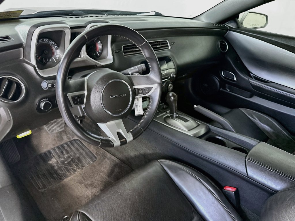 Used 2010 Chevrolet Camaro SS w/ RS Package RWD image 31