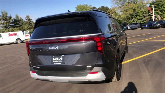 New 2026 Kia Carnival EX image 2