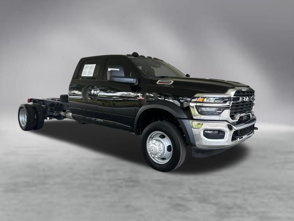 Used 2025 RAM 5500 Tradesman AWD/4WD video 2