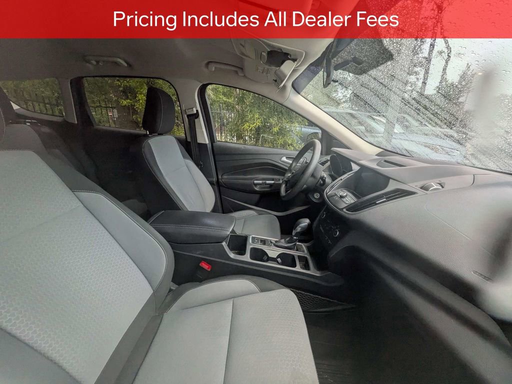Used 2018 Ford Escape SE w/ SE Sync 3 Package FWD image 9