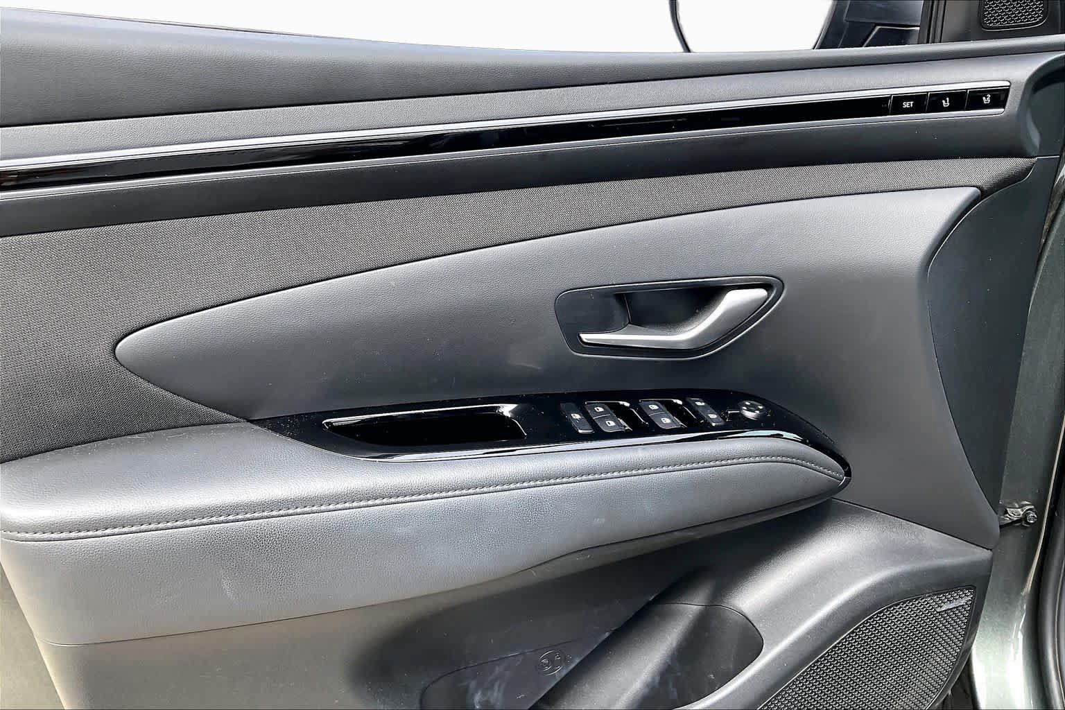 Used 2024 Hyundai Tucson Limited AWD/4WD image 22