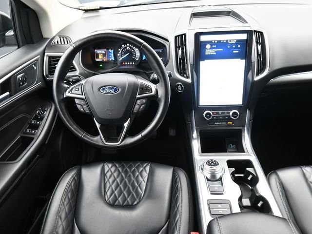 Used 2024 Ford Edge Titanium image 27
