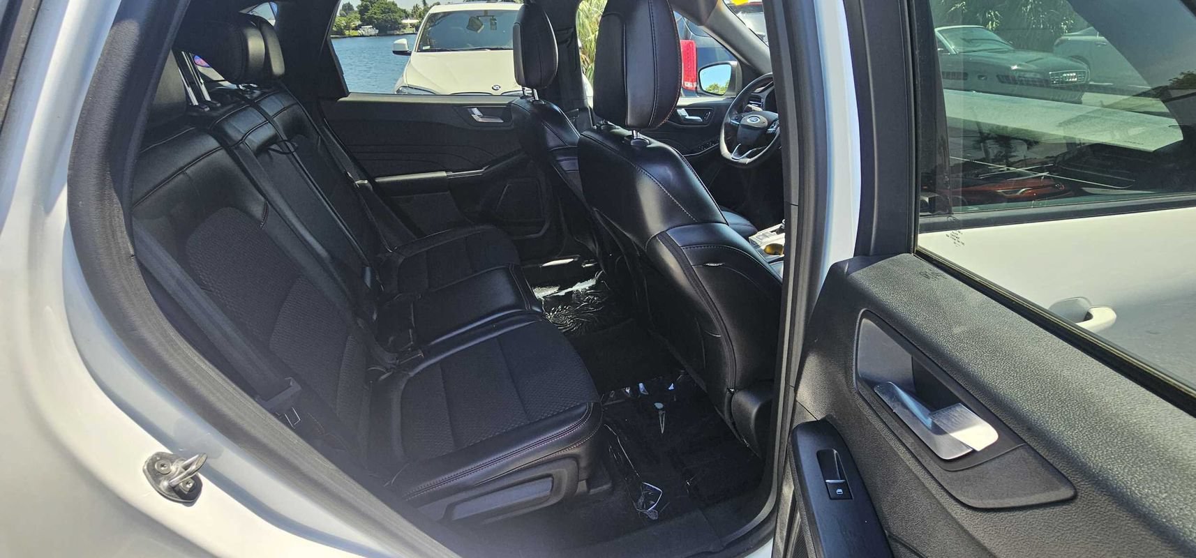 Used 2023 Ford Escape ST-Line AWD/4WD image 23