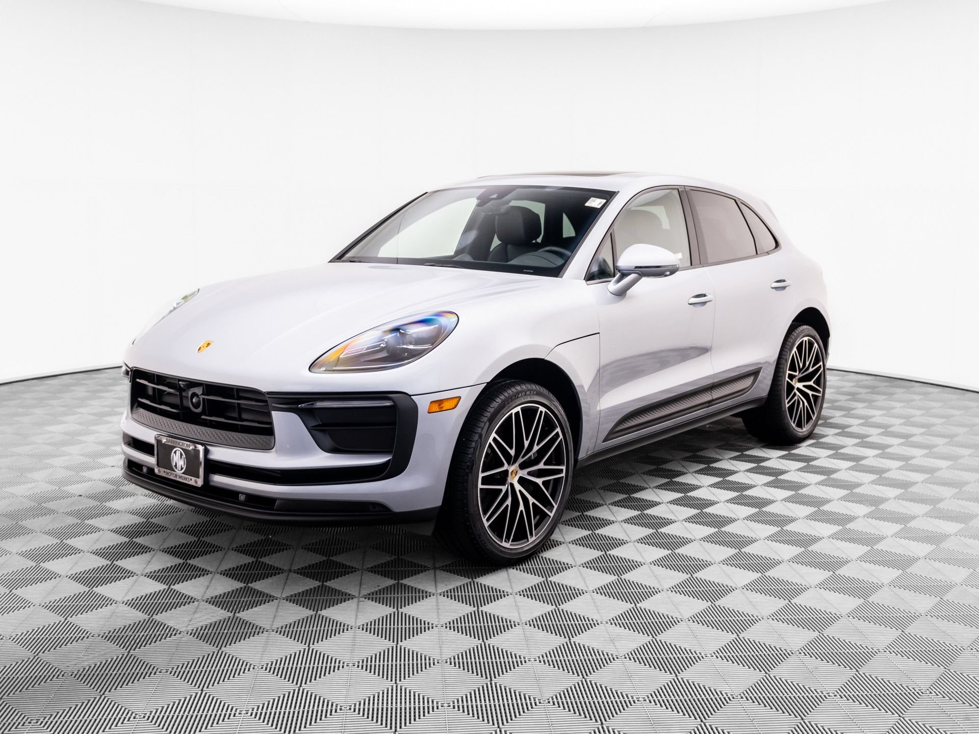 Certified 2026 Porsche Macan AWD/4WD 360° Tour