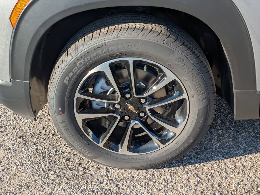 New 2025 Chevrolet TrailBlazer LT w/ Convenience Package image 12