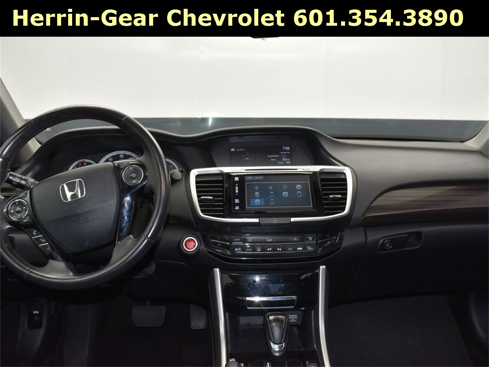 Used 2017 Honda Accord EX-L image 19