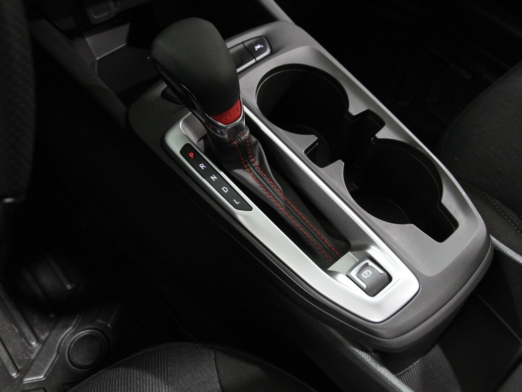 Certified 2024 Chevrolet Trax RS w/ Driver Confidence Package image 15