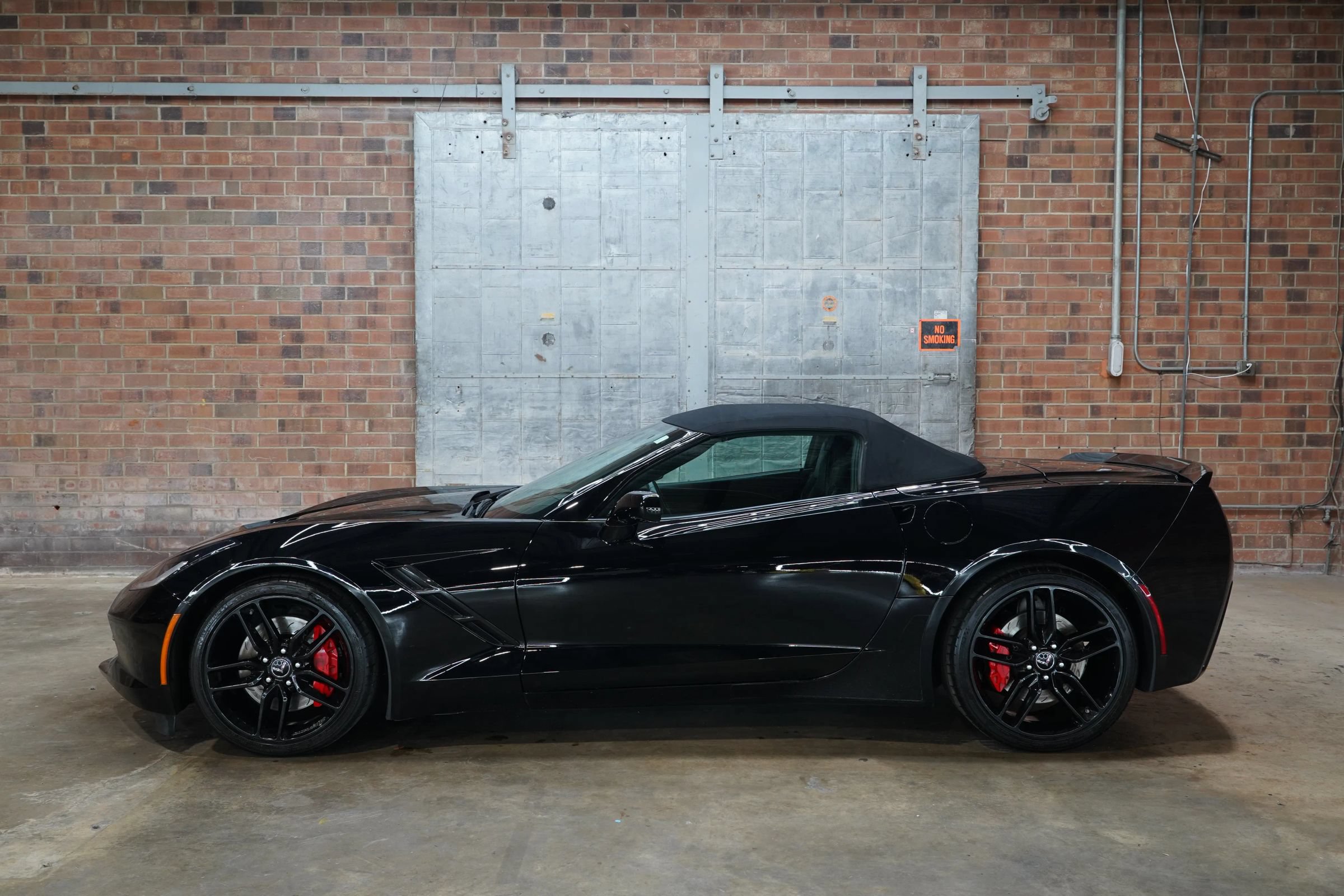 Used 2014 Chevrolet Corvette Stingray Convertible w/ 3LT Preferred Equipment Group RWD image 1