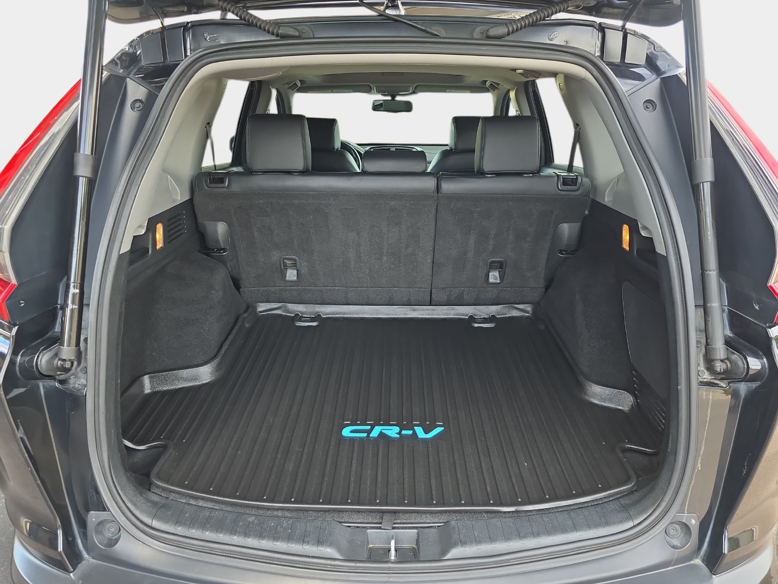 Used 2022 Honda CR-V Touring image 14