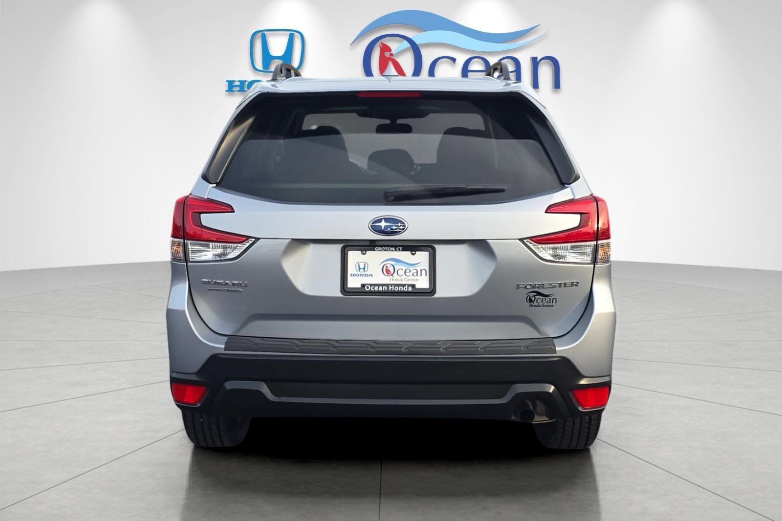 Used 2022 Subaru Forester Premium image 4