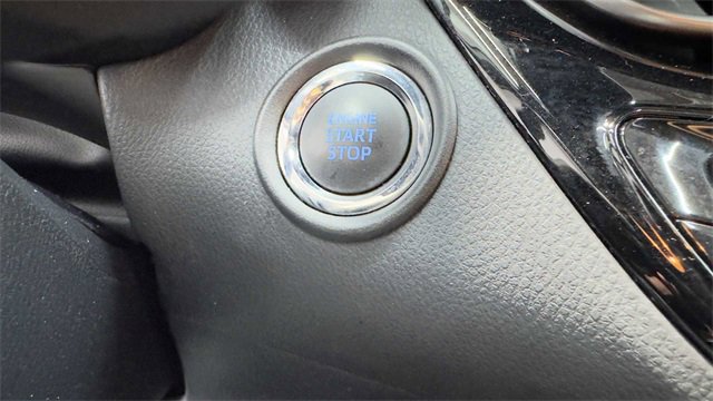 Used 2019 Toyota C-HR XLE image 23