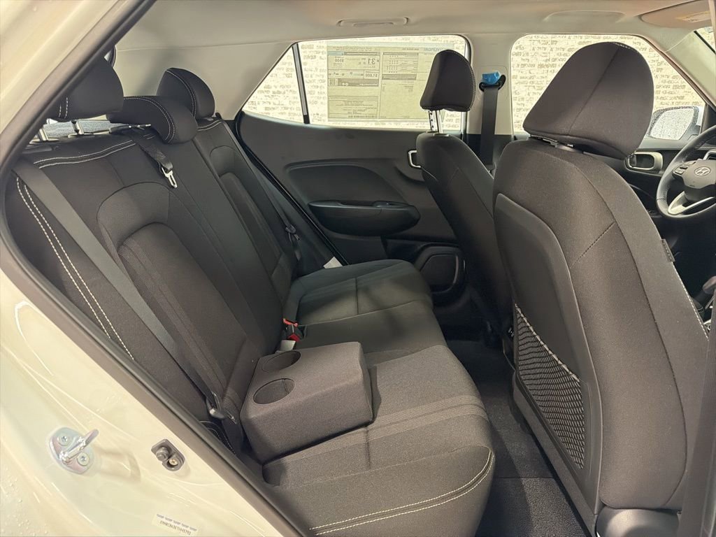 Used 2026 Hyundai Venue SEL FWD image 12