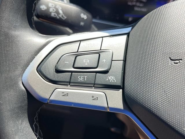 Used 2024 Volkswagen Tiguan SE FWD image 36