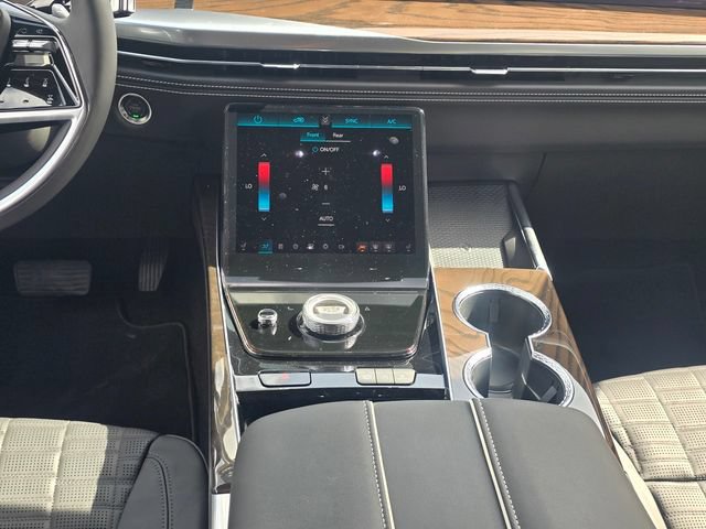 New 2026 Cadillac Escalade ESV Platinum Luxury AWD/4WD image 20