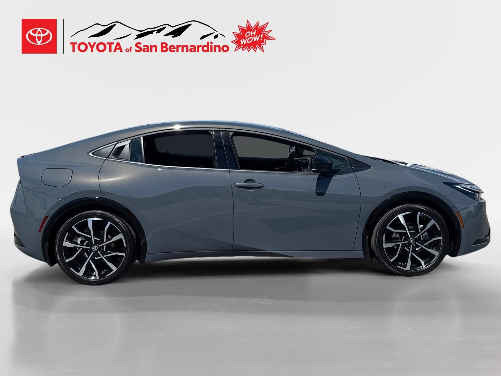 New 2027 Toyota Prius Plug-In Hybrid FWD image 6
