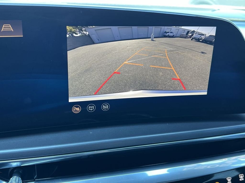 Certified 2024 Cadillac Lyriq Tech RWD image 19