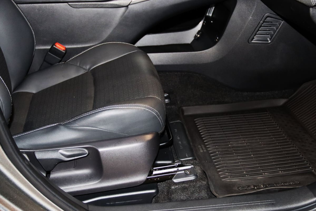 Used 2023 Subaru Solterra AWD image 62
