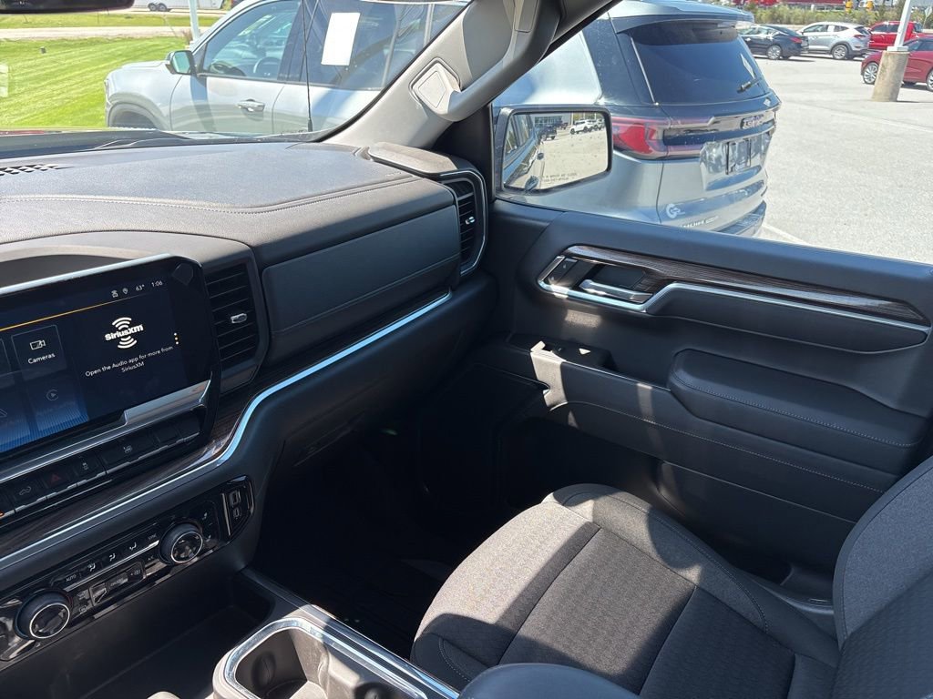 Certified 2023 Chevrolet Silverado 1500 RST AWD/4WD image 21