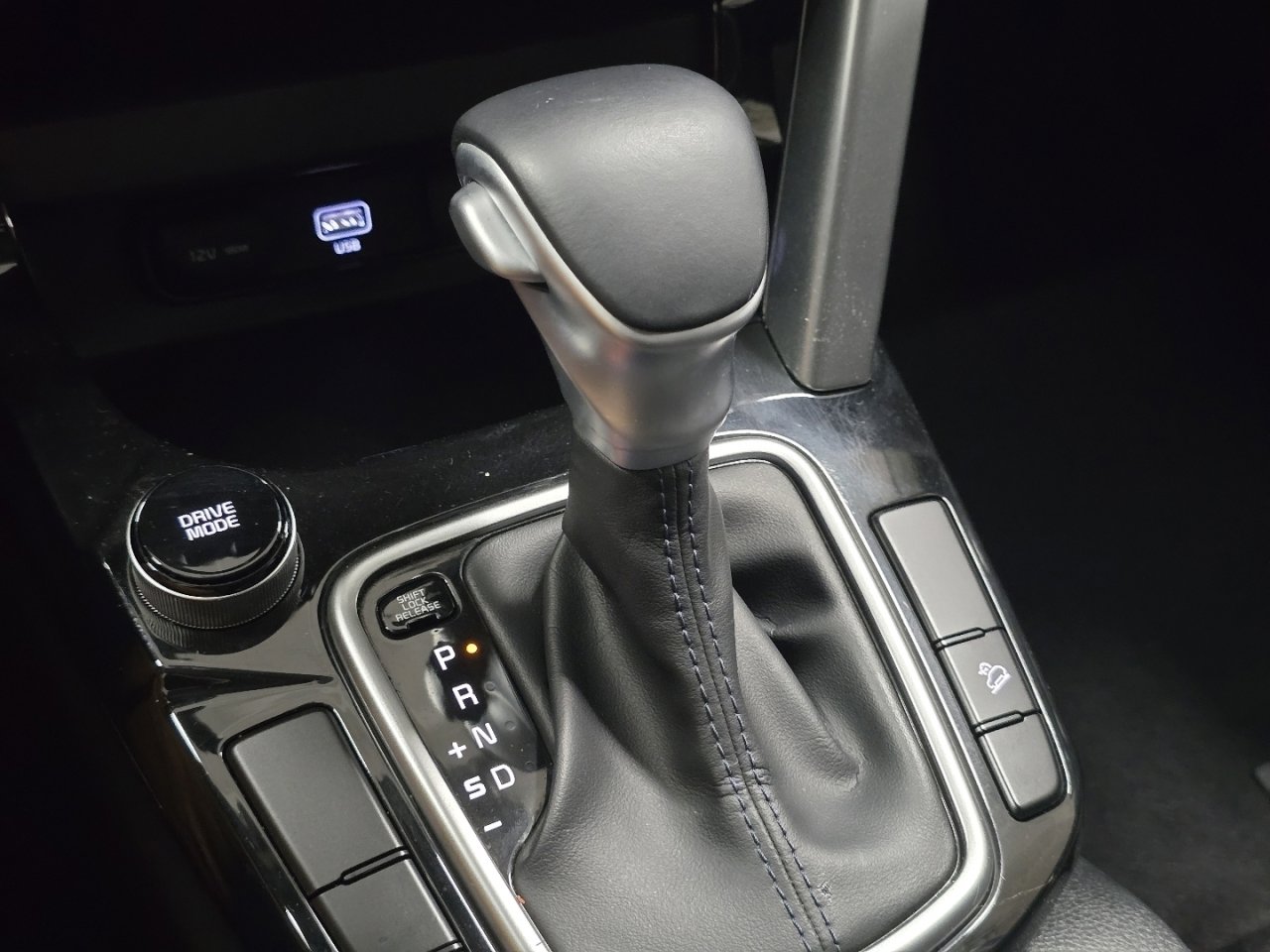 Used 2023 Kia Seltos S w/ Navigation Package image 27