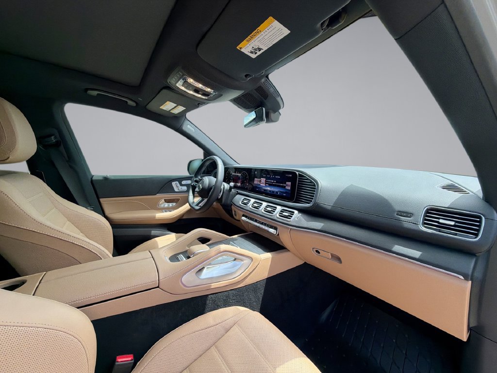Used 2024 Mercedes-Benz GLS 450 4MATIC image 15