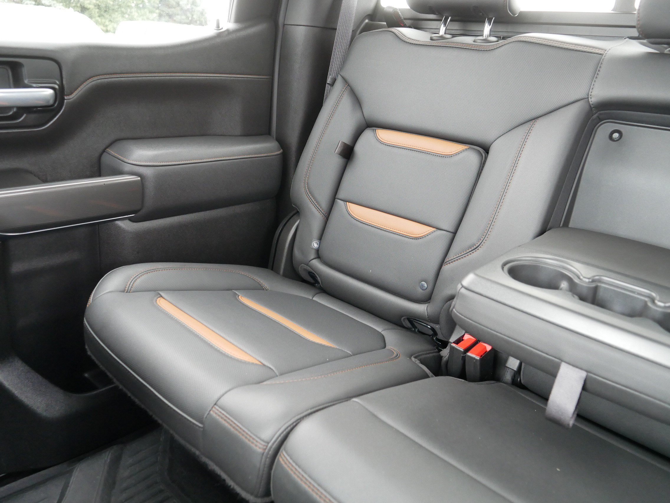 Used 2021 GMC Sierra 1500 AT4 w/ AT4 Value Package AWD/4WD image 12
