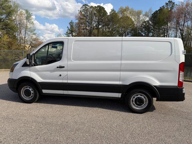 Used 2019 Ford Transit 150 130 Low Roof image 7