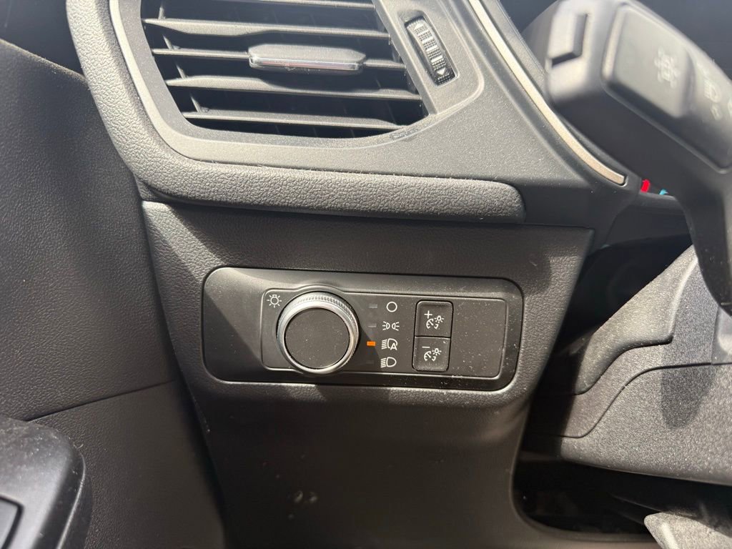 Used 2022 Ford Escape SE image 17