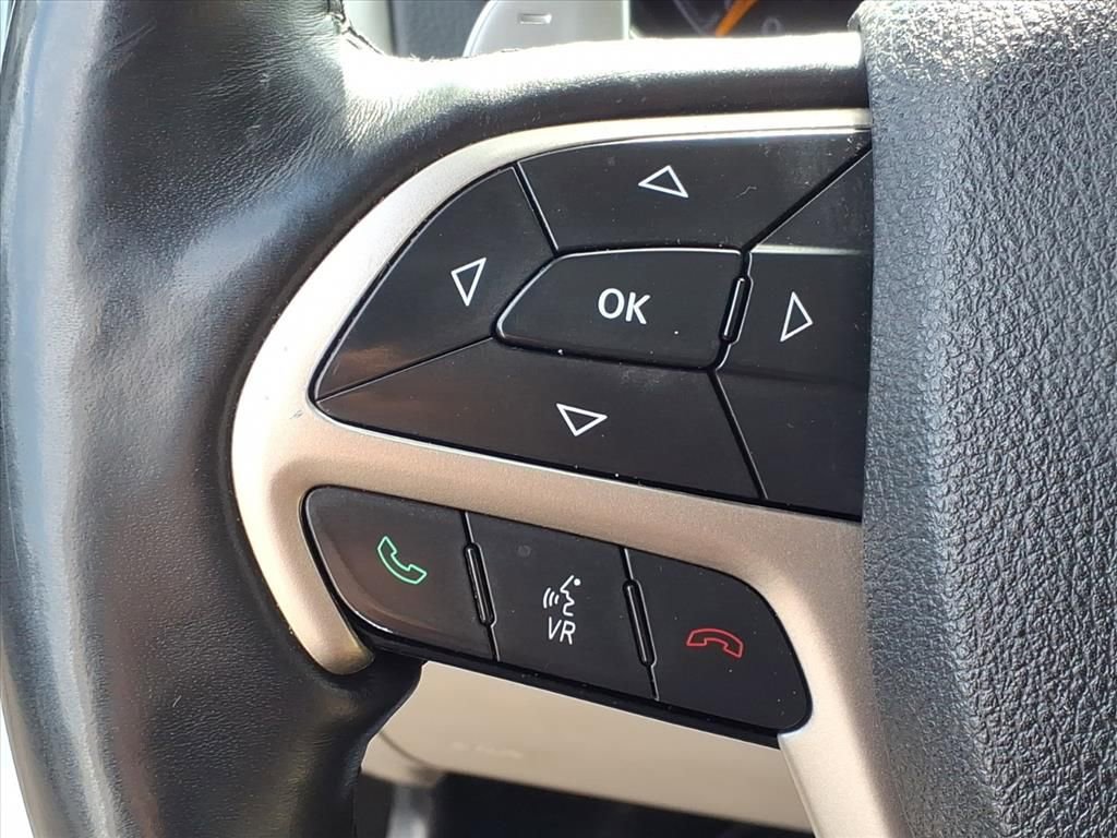 Used 2015 Jeep Grand Cherokee Limited w/ Trailer Tow Group IV image 11