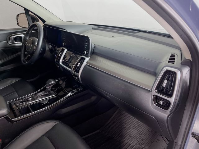 Used 2023 Kia Sorento SX image 32