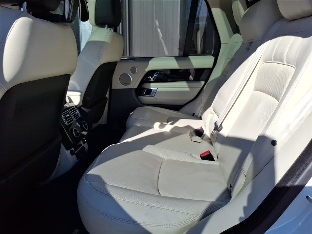 Used 2019 Land Rover Range Rover Supercharged image 10