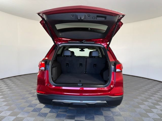 Used 2023 Chevrolet Equinox Premier AWD/4WD image 26