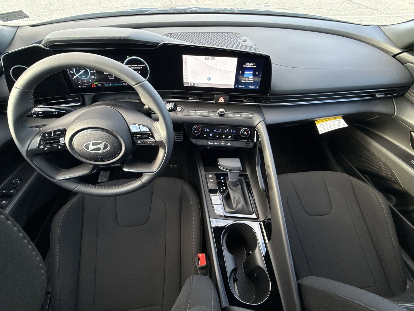 New 2025 Hyundai Elantra SEL image 22