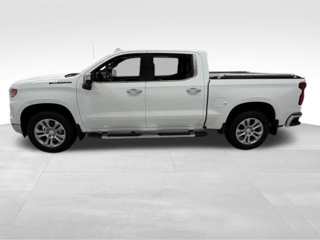 Certified 2022 Chevrolet Silverado 1500 LTZ w/ LTZ Premium Package AWD/4WD image 3