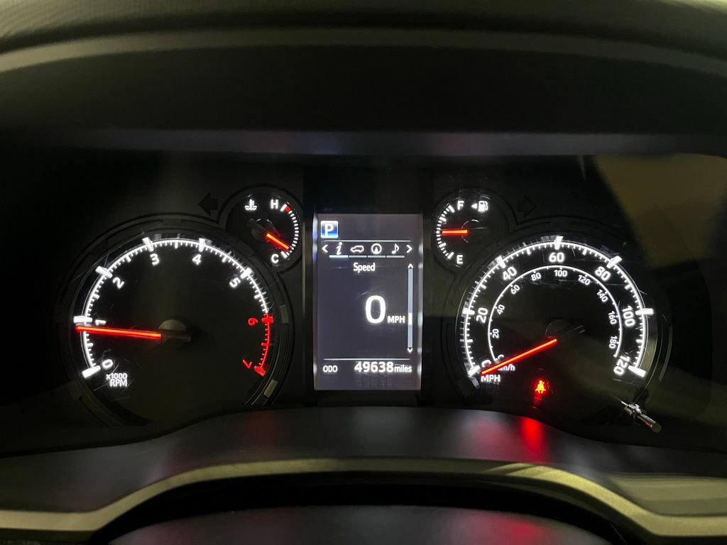 Used 2023 Toyota 4Runner SR5 Premium w/ Moonroof Package AWD/4WD image 6