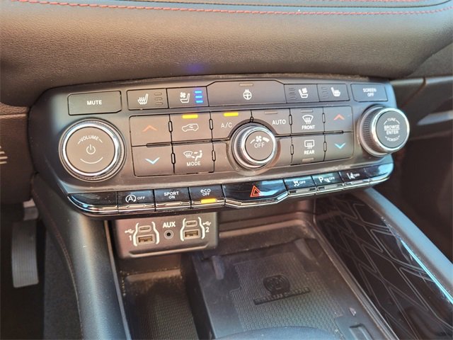 Certified 2023 Dodge Durango Citadel image 30