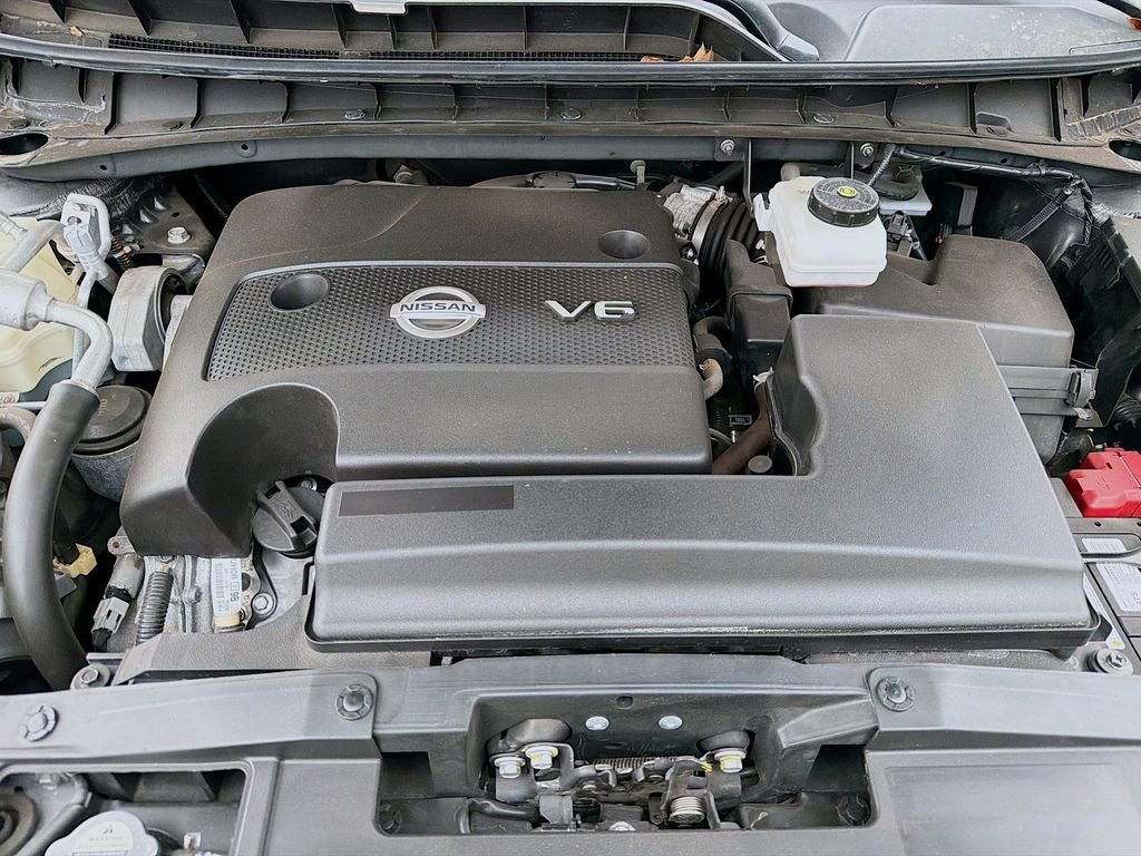 Used 2023 Nissan Murano Platinum w/ Cargo Package image 32