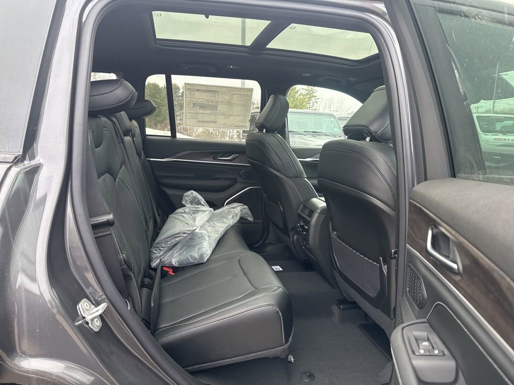 New 2026 Jeep Grand Cherokee Limited image 27