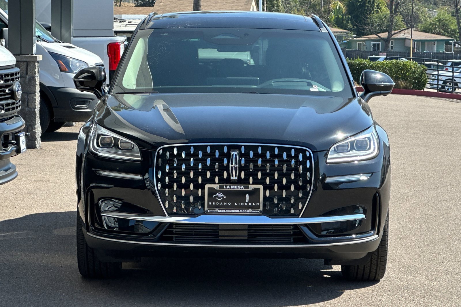 New 2025 Lincoln Corsair Reserve w/ Equipment Group 202A image 8