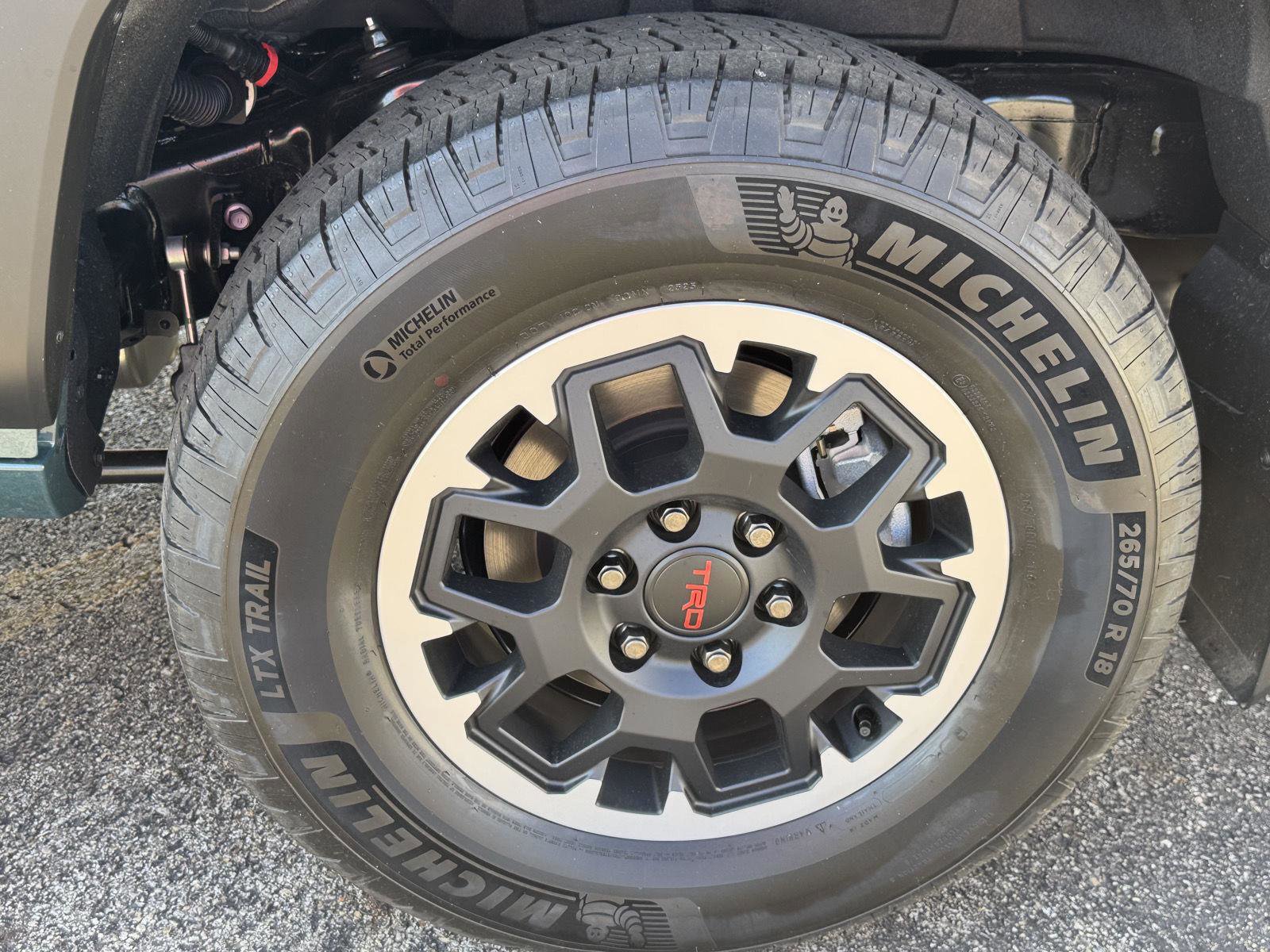 New 2025 Toyota 4Runner TRD Off-Road Premium image 12