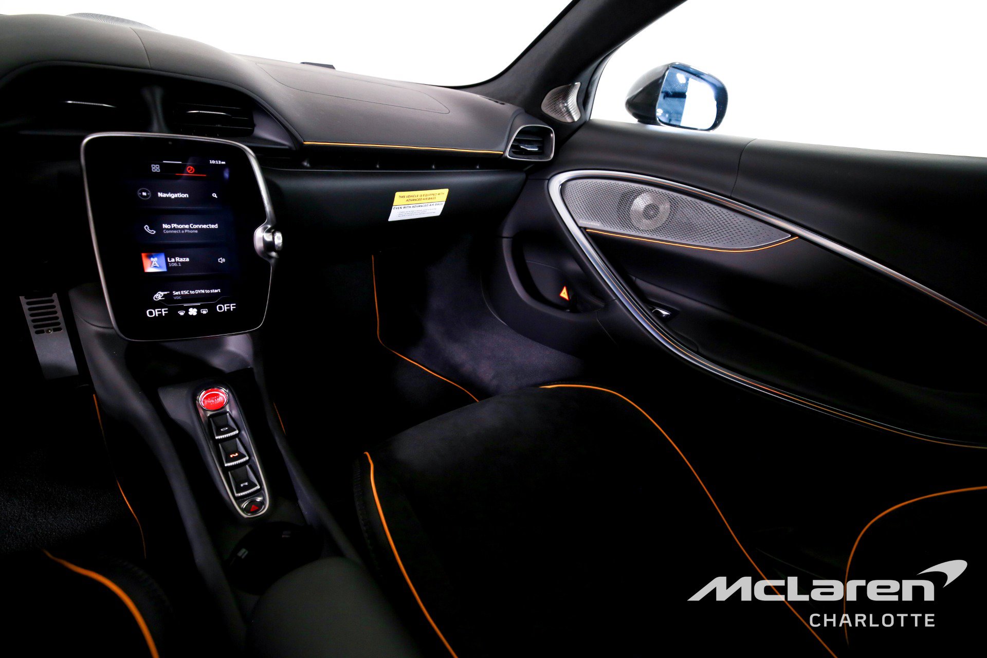 Used 2023 McLaren Artura image 16